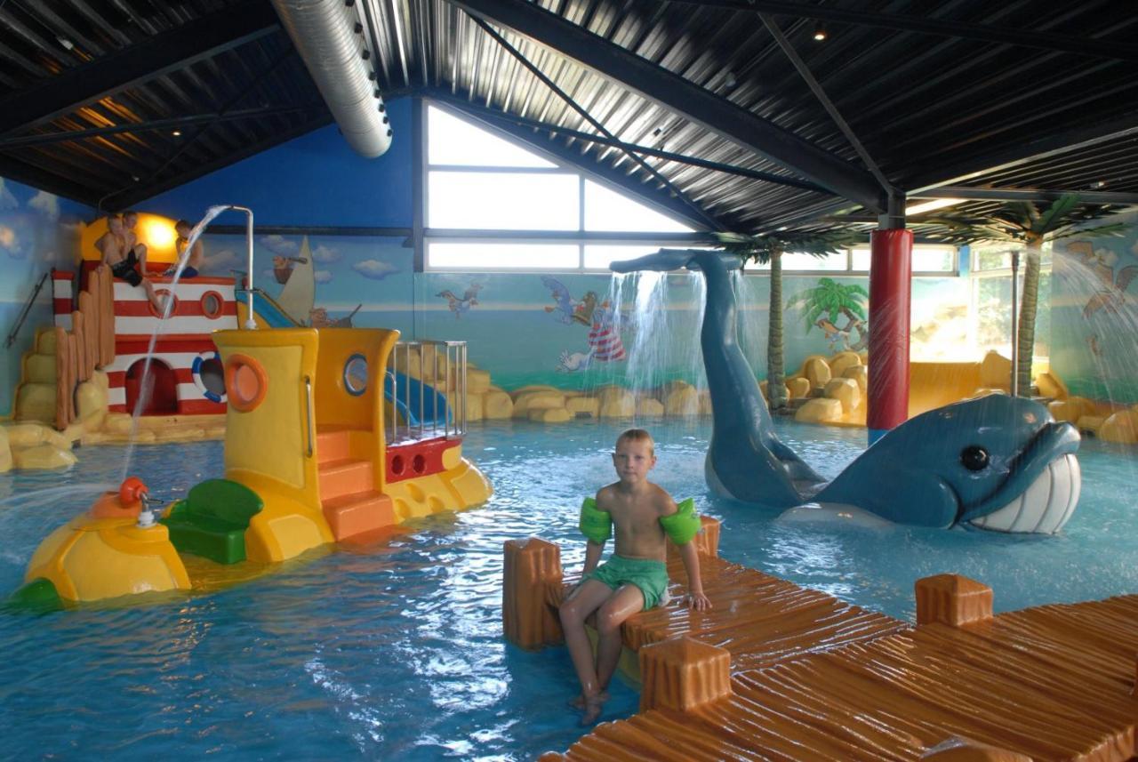 Vakantiepark Bergumermeer - 689 Suameer Ngoại thất bức ảnh